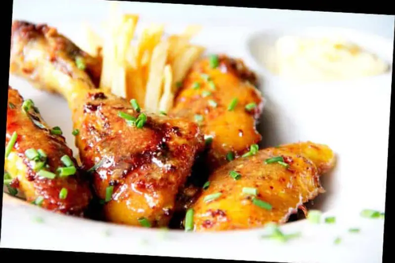 alas de pollo al curry