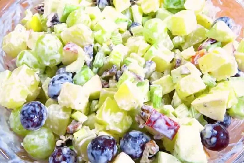 Ensalada Waldorf Navideña Peruana